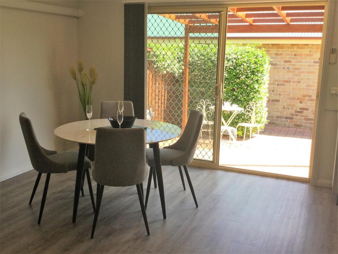 Tic Tac Toe Quality Accommodation Armidale Exterior foto